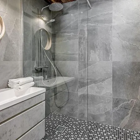 Paradis Blanc - 4 - 129m2 - 6 Chambres, 6 Salles De Bain Mae-2024 Chalet Tignes